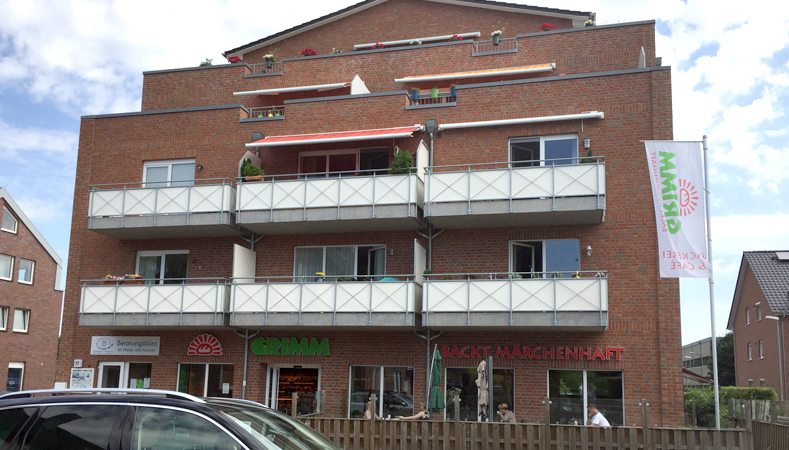Realisiertes Gebäude, Straßenansicht